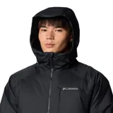 Campera técnica de invierno Columbia, color negro, con tecnología Omni-Heat y Omni-Tech. Cuenta con capucha ajustable, cierre frontal completo, bolsillos laterales con cremallera y bolsillo en el pecho con cierre sellado.