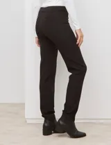 Pantalón de vestir azul marino, marca Zac & Rachel, con pretina con faja interna modeladora y bolsillos rectos delanteros y traseros simulados.