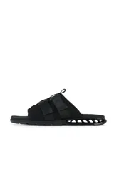 Sandalias tipo ojotas Kenner Rakka Yaki color negro, con doble tira de ajuste con velcro y suela anatómica con diseño texturizado.