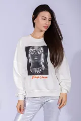 Pantalón plateado de jean con corte recto y efecto lamé.