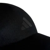 Gorra Adidas de running unisex, color negro, con logo de la marca en el frente y tecnología Aeroready.