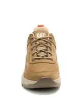 Calzado de trekking Caterpillar modelo Surge Hiker Lo, color marrón, fabricado en nubuck encerado y malla de nailon. Cuenta con suela exterior de goma duradera, tecnología SRX para resistencia al deslizamiento y entresuela de EVA con amortiguación.