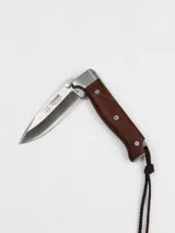 Navaja Cudeman con mango de madera de cocobolo y hoja de 10 cm. Incluye estuche de cuero.