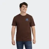 Remera de manga corta color marrón, con cuello redondo y logo de la marca O'Neill estampado en el pecho en color celeste.