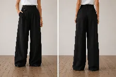 Pantalón de vestir de corte amplio y tiro alto, confeccionado en lino. Presenta una pretina estructurada, tablas frontales que aportan movimiento, bolsillos laterales y un detalle decorativo de mini bolsillo con tapa y botón en la cadera. La parte trasera cuenta con bolsillos ojal y cintura elástica.