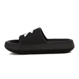 Chanclas Diadora modelo Gomon de color negro con suela chunky y el logo de la marca en blanco sobre la tira superior.