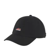 Gorra tipo dad hat de color negro, con visera curva y bordado pequeño de una zapatilla en el frente. Cuenta con etiqueta lateral de la marca Puma.
