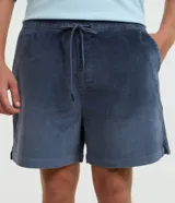 Bermuda masculina tipo runner de terciopelo cotelé, color beige, con cintura elástica, cordón ajustable y bolsillos laterales.