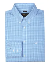 Camisa de manga larga RKF de corte regular fit, con estampado de cuadros vichy en tonos celeste y blanco. Cuenta con cuello abotonado (button-down), bolsillo frontal en el pecho con el logo bordado de la marca y cierre de botones.