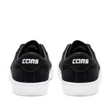 Championes Converse Louie Lopez Pro Ox, color negro con detalles en blanco.
