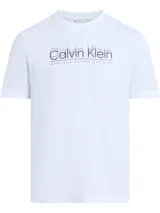 Remera blanca de manga corta con cuello redondo y corte regular. Presenta el logo de Calvin Klein en el pecho con un diseño de doble contorno en negro, y debajo la inscripción "ESTABLISHED NINETEEN SIXTY EIGHT".