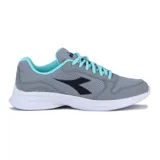 Championes Diadora Champion Mujer Running Robin 4 W, color negro con detalles en blanco.