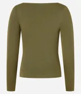 Blusa negra de punto leve, con corte ajustado, escote cuadrado y mangas largas.