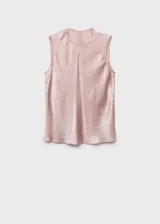 Blusa sin mangas de cuello redondo, confeccionada en tejido satinado con efecto arrugado y diseño recto.