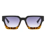 Gafas de sol unisex con montura cuadrada negra y parte inferior con estampado animal print. Lentes degradadas de gris a transparente y protección UV 400.