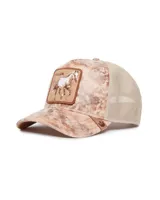 Gorra tipo trucker con visera curva y panel frontal estructurado con estampado efecto desgastado en tonos tierra. Presenta un parche bordado en 3D con la figura de un caballo y la palabra Stallion. Incluye malla trasera en color beige y cierre snapback ajustable.