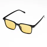 Lentes de sol polarizados con montura rectangular negra y cristales amarillos.