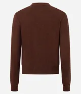 Cardigan de punto color gris, con cuello redondo, manga larga y cierre frontal con botones. Presenta puños y bajo acanalados, con un diseño clásico y versátil.