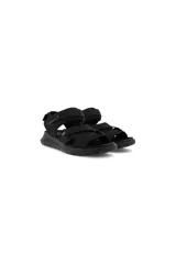 Sandalias negras Ecco Exowrap con correas ajustables con velcro, plantilla acolchada de microfibra y detalles reflectantes.