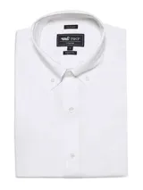 Camisa de vestir manga larga marca RKF, color blanco, con cuello abotonado (button-down) y bolsillo frontal con logo bordado al tono. Confeccionada en popelina con tecnología antiarrugas y repelente a líquidos.