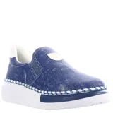 Zapatos tipo slip-on Bottero de color azul con efecto desgastado, suela de plataforma blanca con detalle de costura decorativa y elásticos laterales para mayor comodidad.