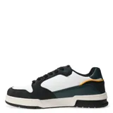 Championes urbanos N+ modelo Jutai, de diseño acordonado en color blanco con detalles en beige y suela de goma en tono tierra.