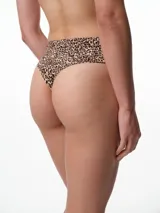 Bombacha tipo colaless de microfibra con estampado animal print de cebra, tiro medio y corte láser para un acabado sin costuras.