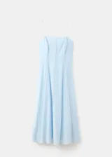 Vestido midi celeste de tirantes finos, con escote cuadrado y costuras verticales decorativas. Confeccionado en mezcla de lyocell y poliamida, con forro interior de algodón.