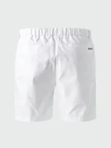 Shorts Boss Green modelo S_Phoenix Slim Fit, color blanco, de corte ajustado y diseño clásico con bolsillos laterales y traseros, y el logo de la marca bordado en el bolsillo posterior.