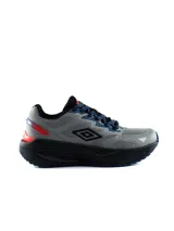 Championes deportivos Umbro modelo Kron para hombre, de color gris con suela negra alta y detalles en rojo y azul.