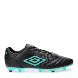 Championes de fútbol Umbro modelo Touch FG, color blanco. Diseñados para césped natural, cuentan con capellada de material sintético resistente y suela con tacos estratégicamente ubicados para mayor tracción y estabilidad.