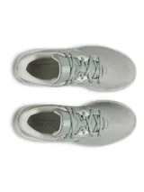 Championes de running Under Armour modelo W Charged Pursuit 4, color verde claro, con parte superior de malla transpirable, cordones al tono y entresuela Charged Cushioning.