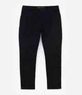 Pantalón skinny negro de sarga con elastano, estilo social, con cierre de botón y cremallera, y cintura con trabillas.